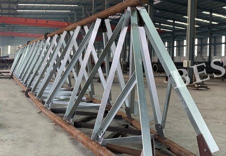 a_0003_挂线梁试装