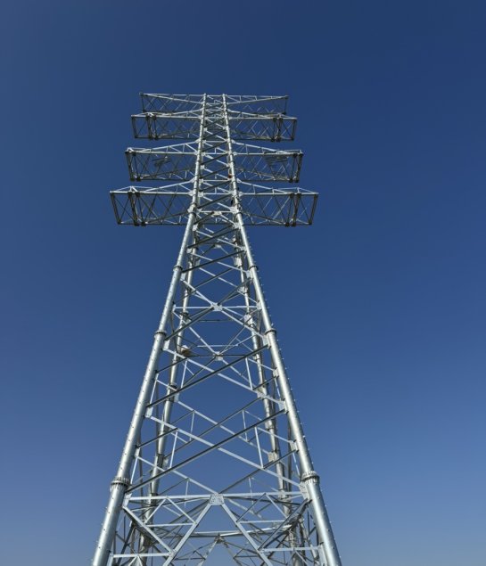 Composite Lattice Tower of Angle Steel and Steel Tube