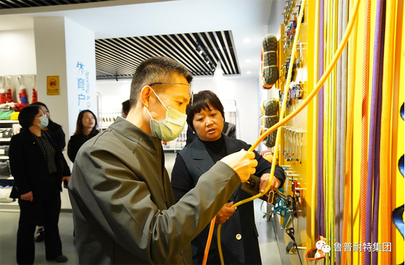 8a171545-1b87-4144-91d1-a4f8d903c60f