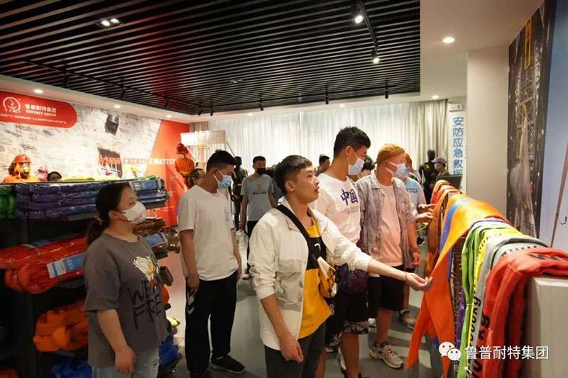 teachers and students visited Ropenet Group for investigation and research 1