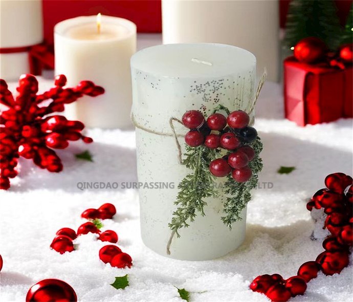 C25P005 scented pillar candle for Christmas