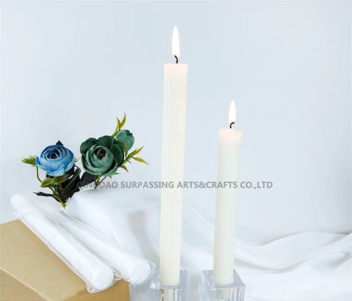 C25T002 Taper candle