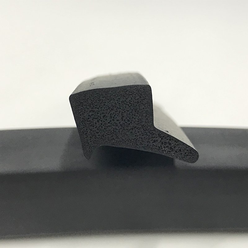 Closed Cell EPDM Sponge Rubber Extrusions