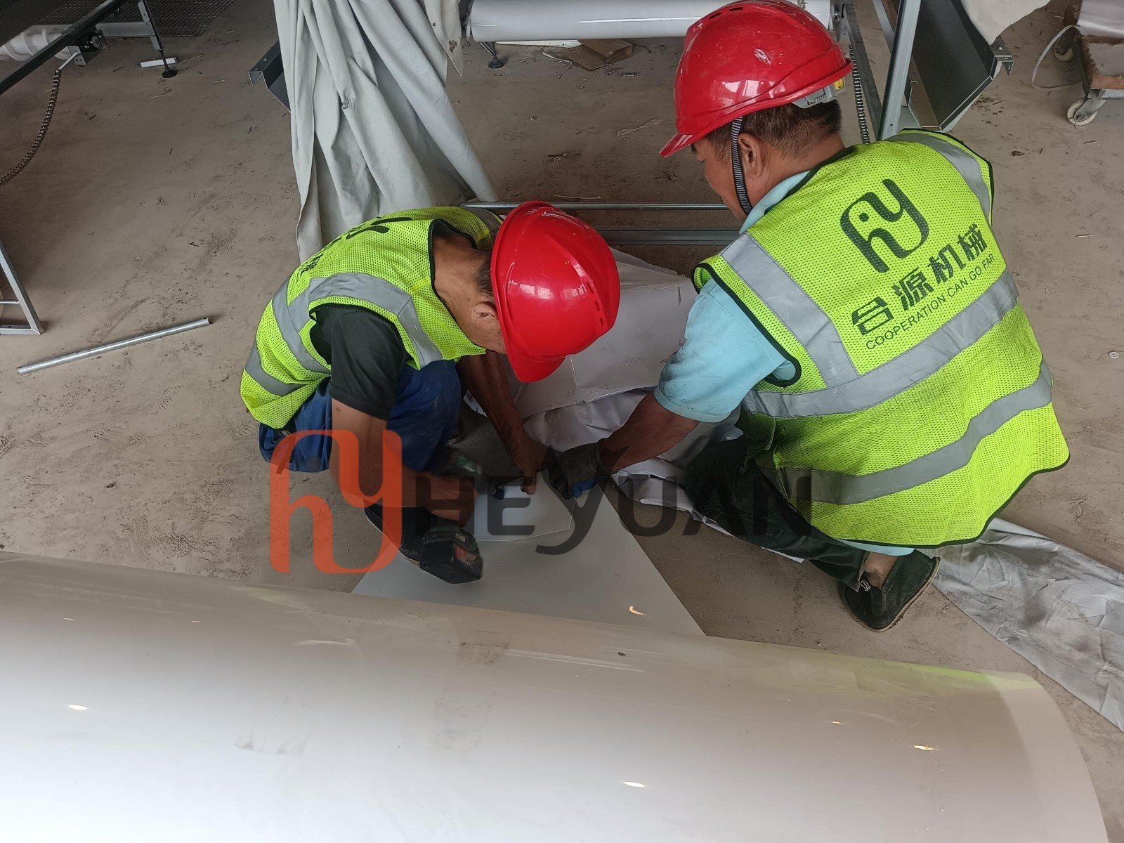 layer cage installation from qingdao heyuan